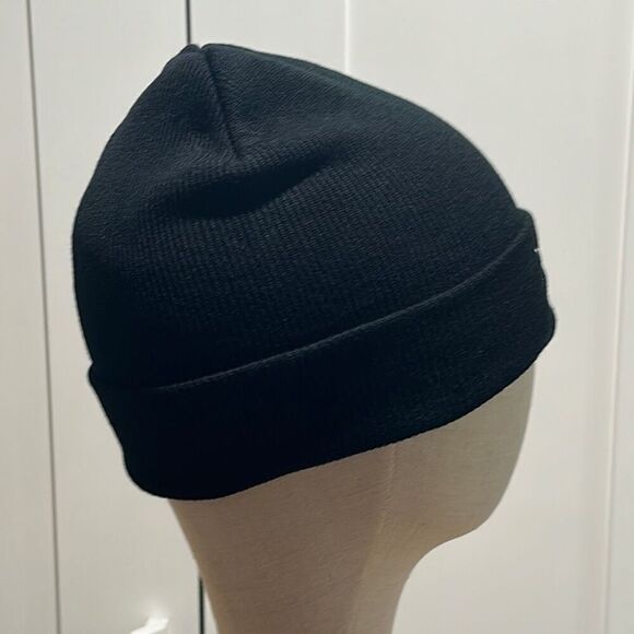 Brand New!! Sad/dead face beanie - Picture 4 of 6